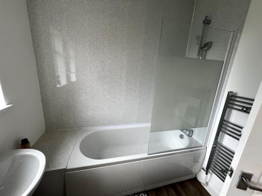 Numero Venti Aparthouse Wifi Parking Hot Tub Newcastle upon Tyne Luaran gambar